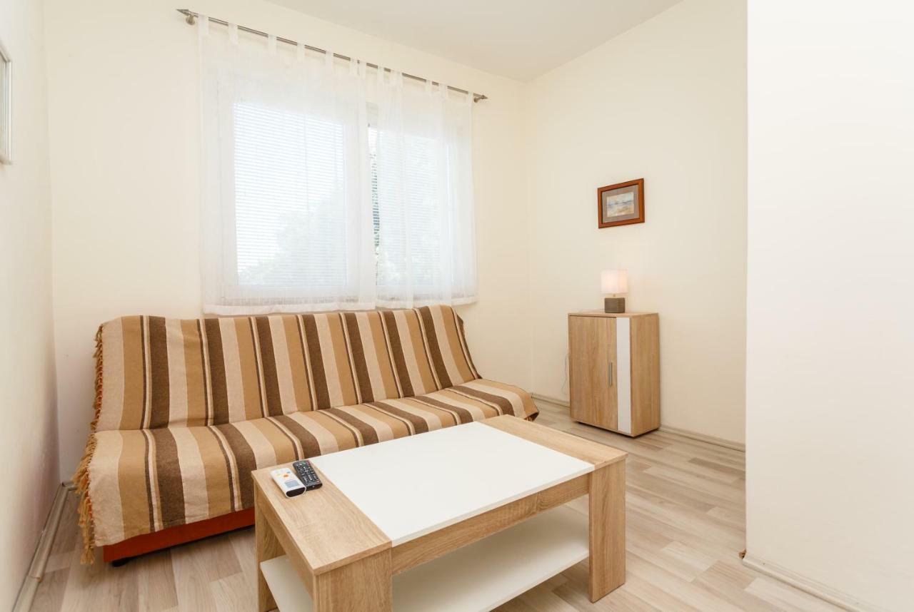 Jezevac Apartment *