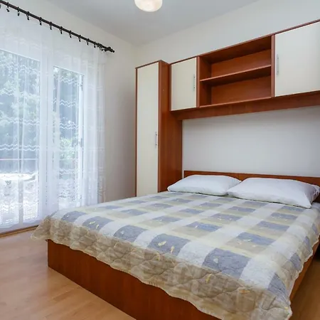 Apartman Jezevac Krk Town Exterior photo