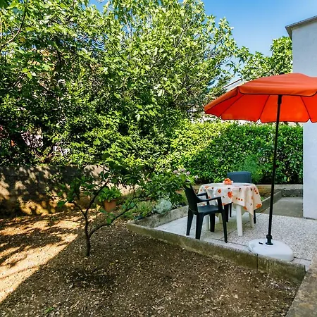 Apartman Jezevac Krk Town Exterior photo