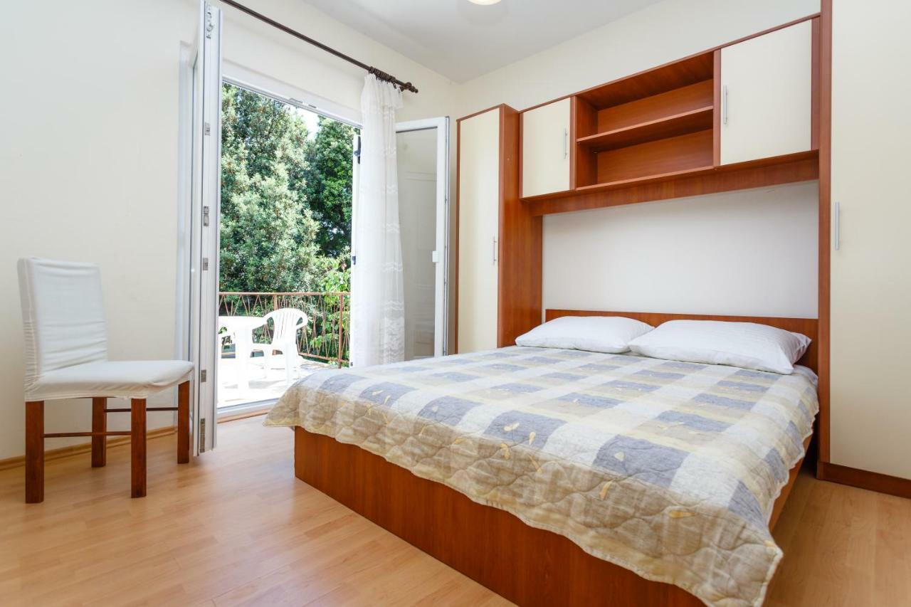 Jezevac Appartement *